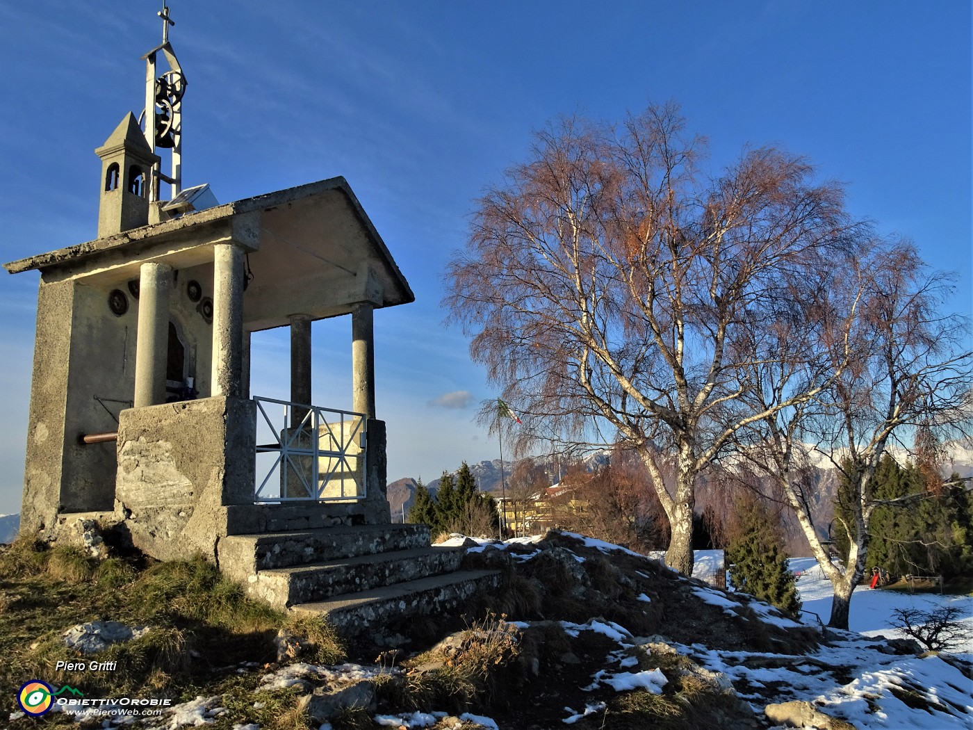 03 Alla Madonnina della neve del Monte Poieto (1360 m).JPG